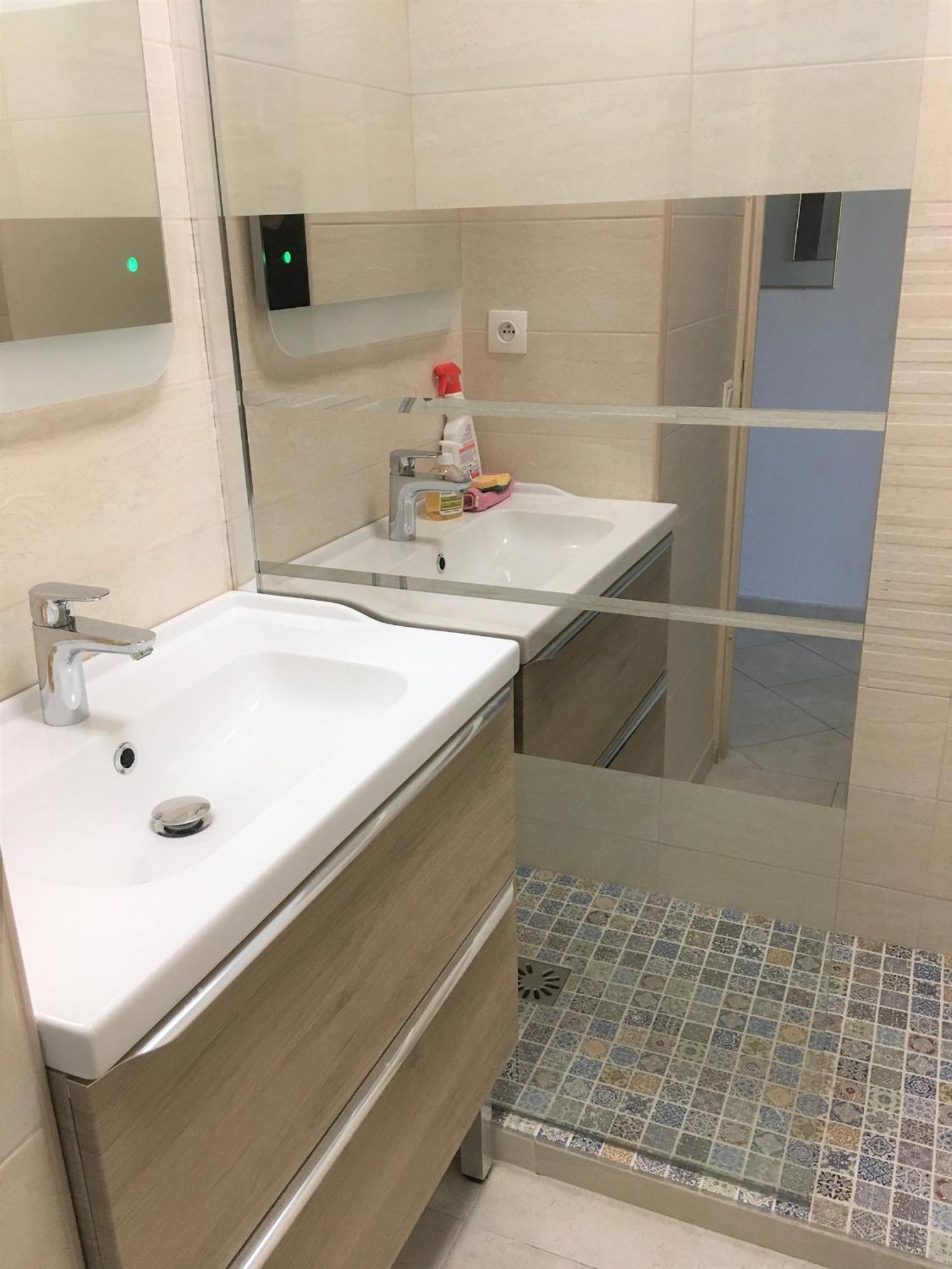 Agreable Appartement 4 Personnes A Villeneuve-Loubet Plage, Piscine, Mer, Commerces A Proximite Dış mekan fotoğraf